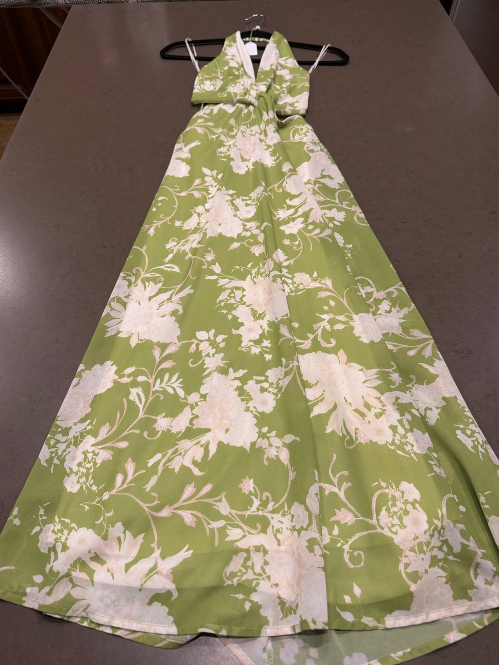 NWOT VICI Green Floral Halter Midi Knot Front Cutout Dress Sz: XS - Picture 2 of 9
